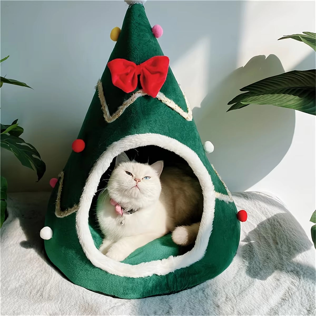 Cats Bed Christmas Pet Supplies for Winter Houses Warm Dog All Accessories Things Kitten Products Beds Puppy Goods Habitats Mat