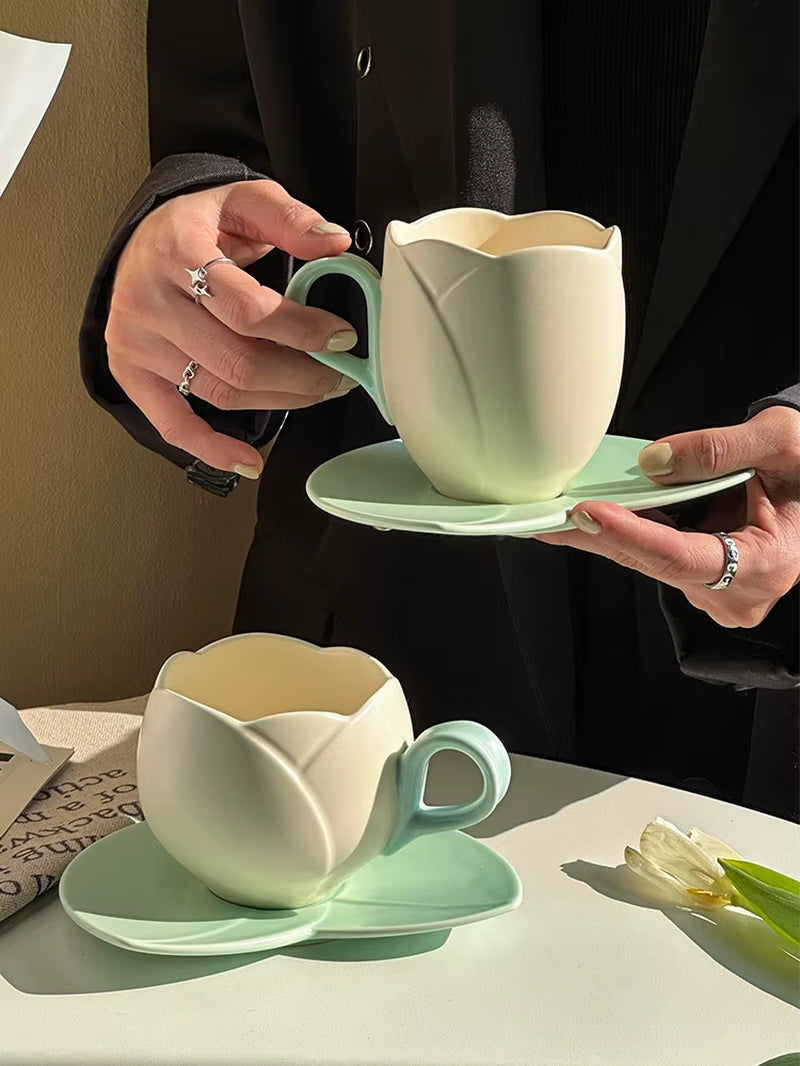 Ceramic Tulip Cups Mug Saucers Suits with Tray Flower-Shaped Coffee Cups Saucers, Lovely Drink Cups