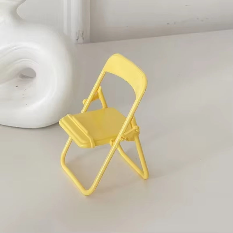 Foldable Lazy Mobile Phone Holder Cute Sweet Creative Desktop Mini Chair Stand Can Be Used as Decorative Ornaments